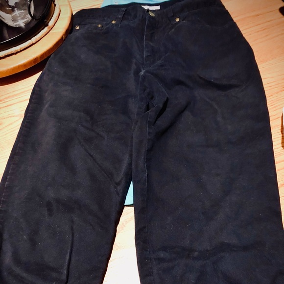 On Sale! Black Cotton blend Capris for warmer weather. - Picture 1 of 4